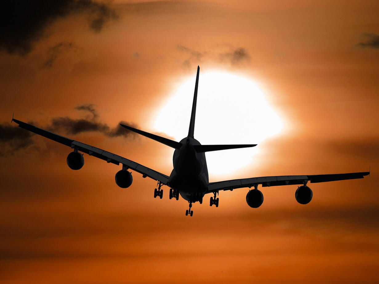 Airplane Airplane
